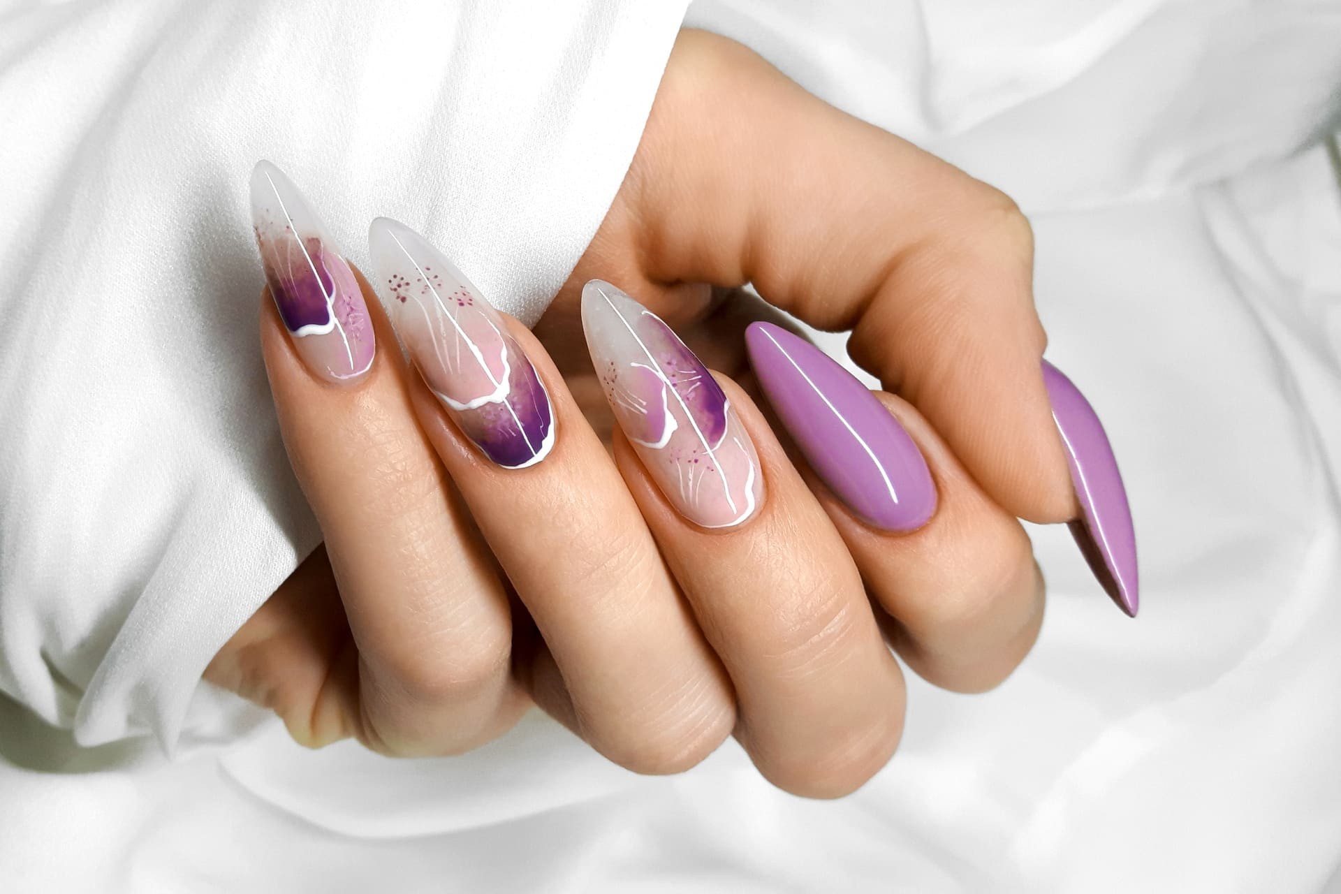 長さだしで自然な美しさを | 大分のネイルならLink Nail