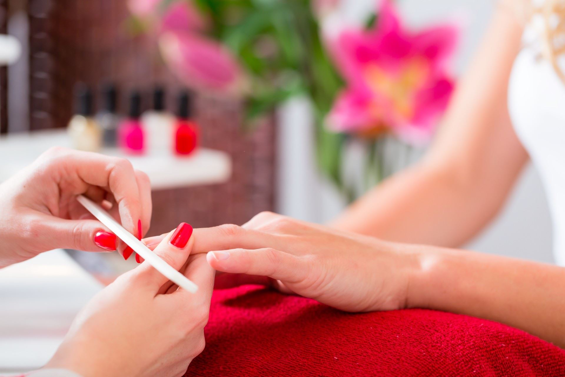 補強で自爪を守る | 大分のネイルならLink Nail